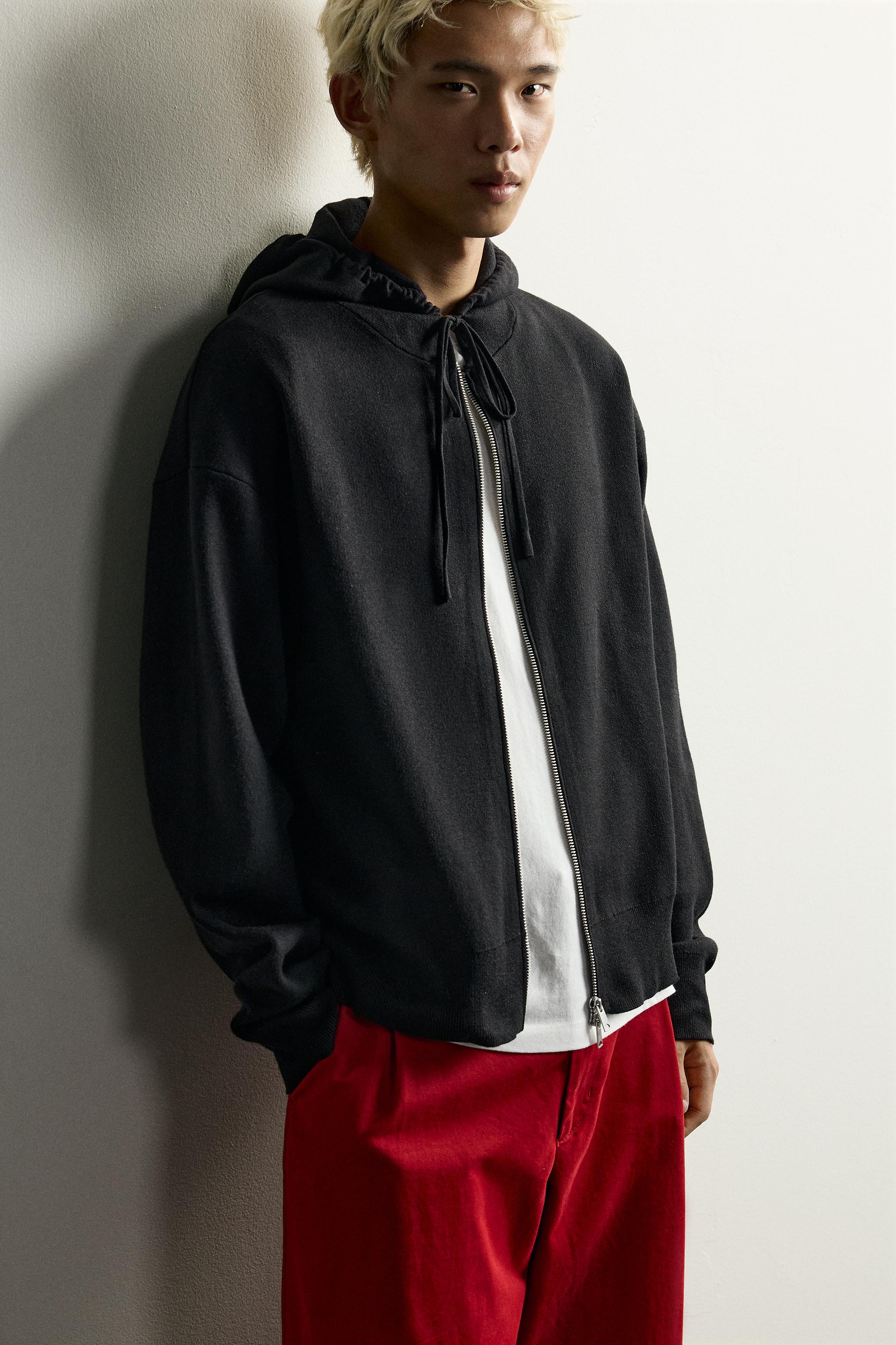 SOFT KNIT HOODIE